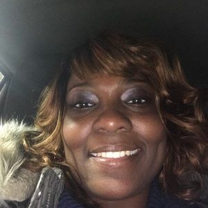 Meet your Posher, Ebony
